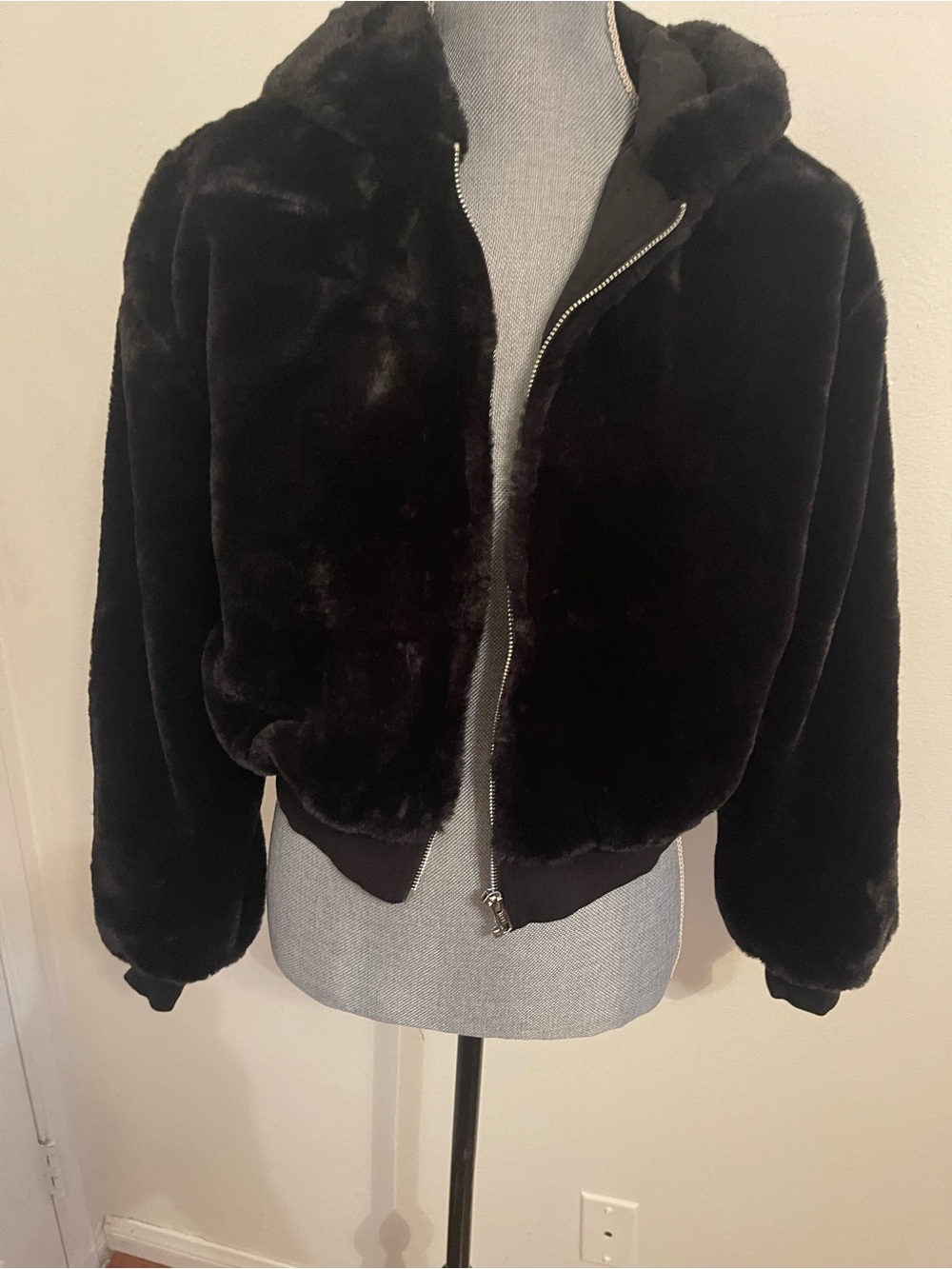 Topshop Black Faux Fur Hooded Bomber Jacket. Size Small